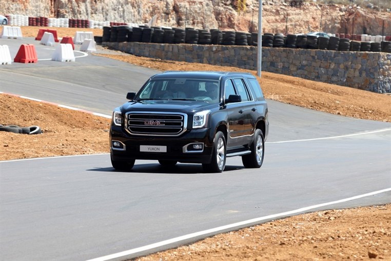 The new GMC Yukon… on a race track! 